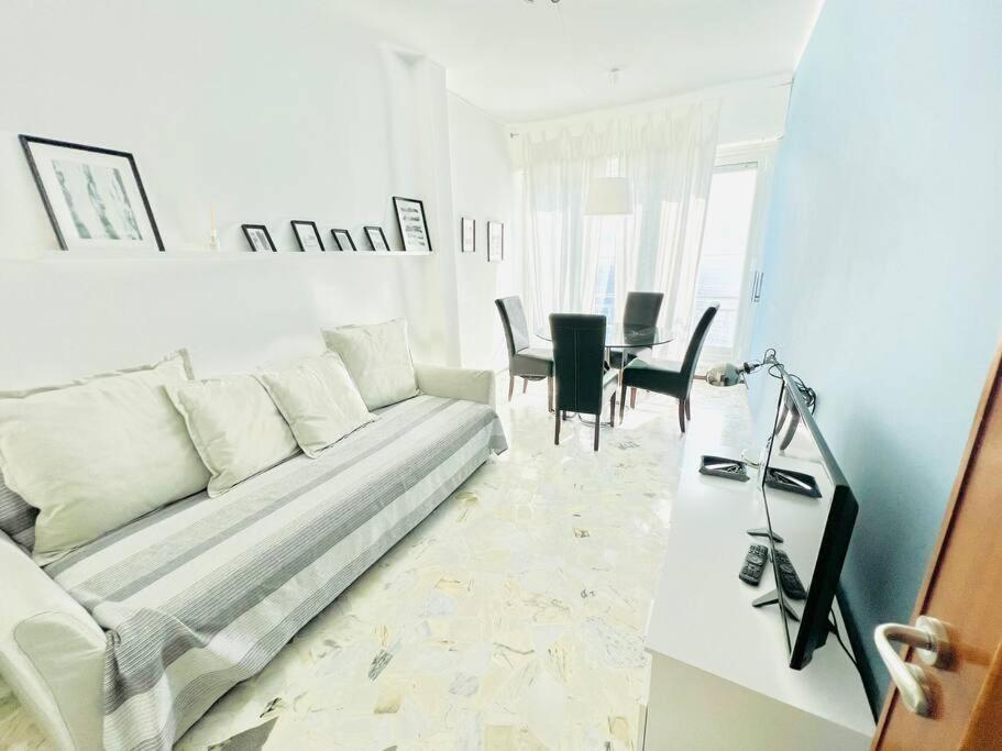 Suite Sunset 18 - Fronte Mare Sanremo Bagian luar foto