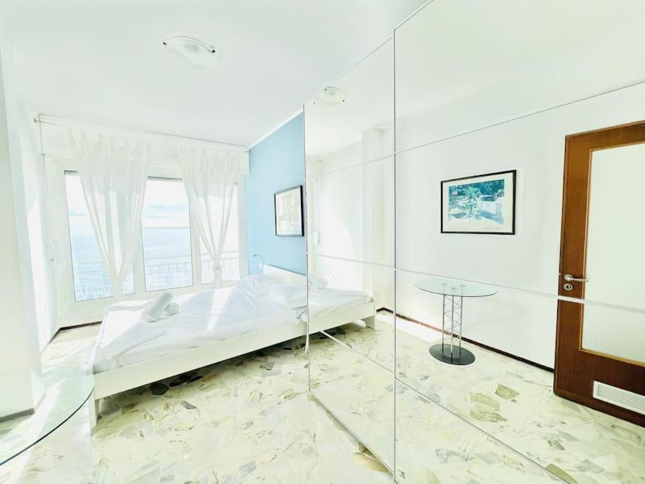 Suite Sunset 18 - Fronte Mare Sanremo Bagian luar foto